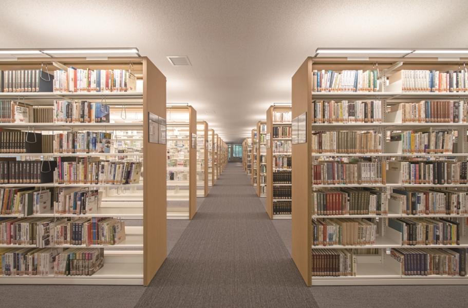 北九州市立大学図書館 本館 株式会社yamagiwa