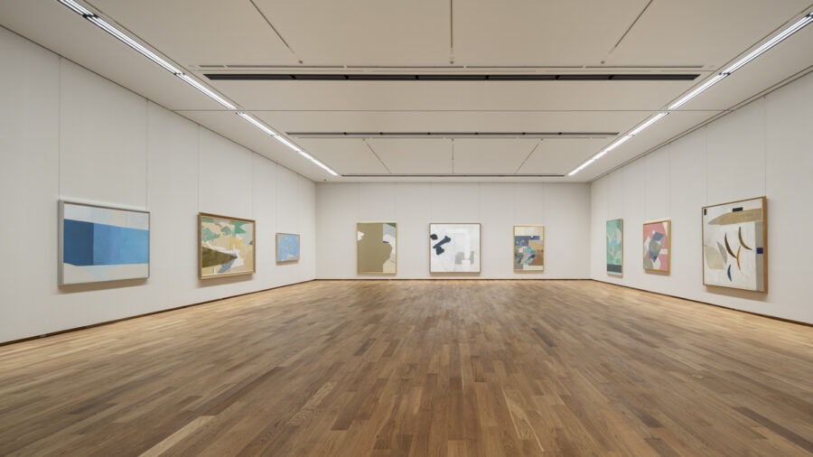 秋田市立千秋美術館